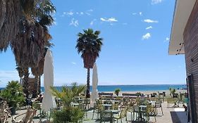Beach Apartment Lamberti